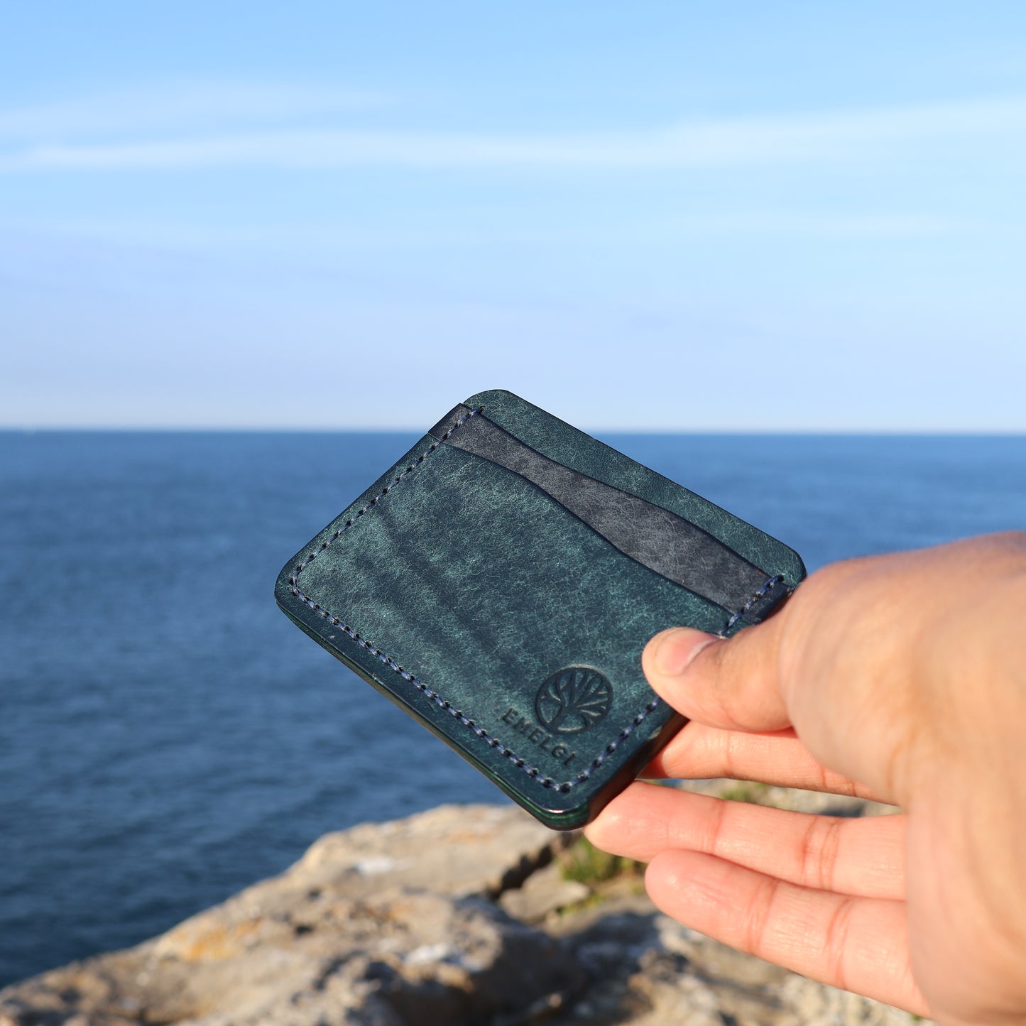 The Breeze Cardholder