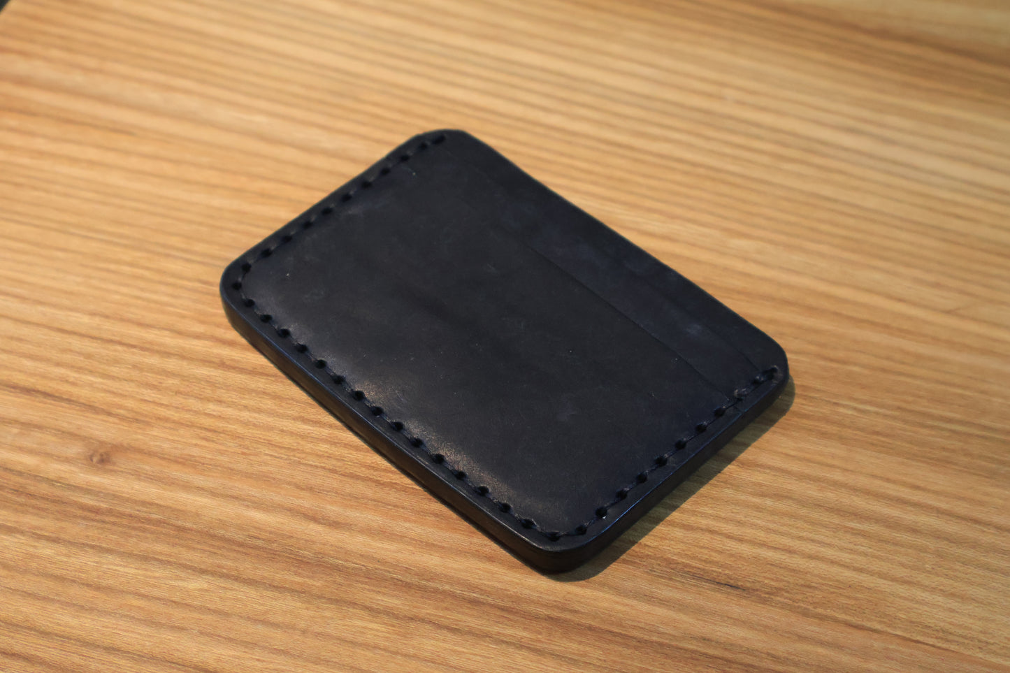 The Pebble Cardholder