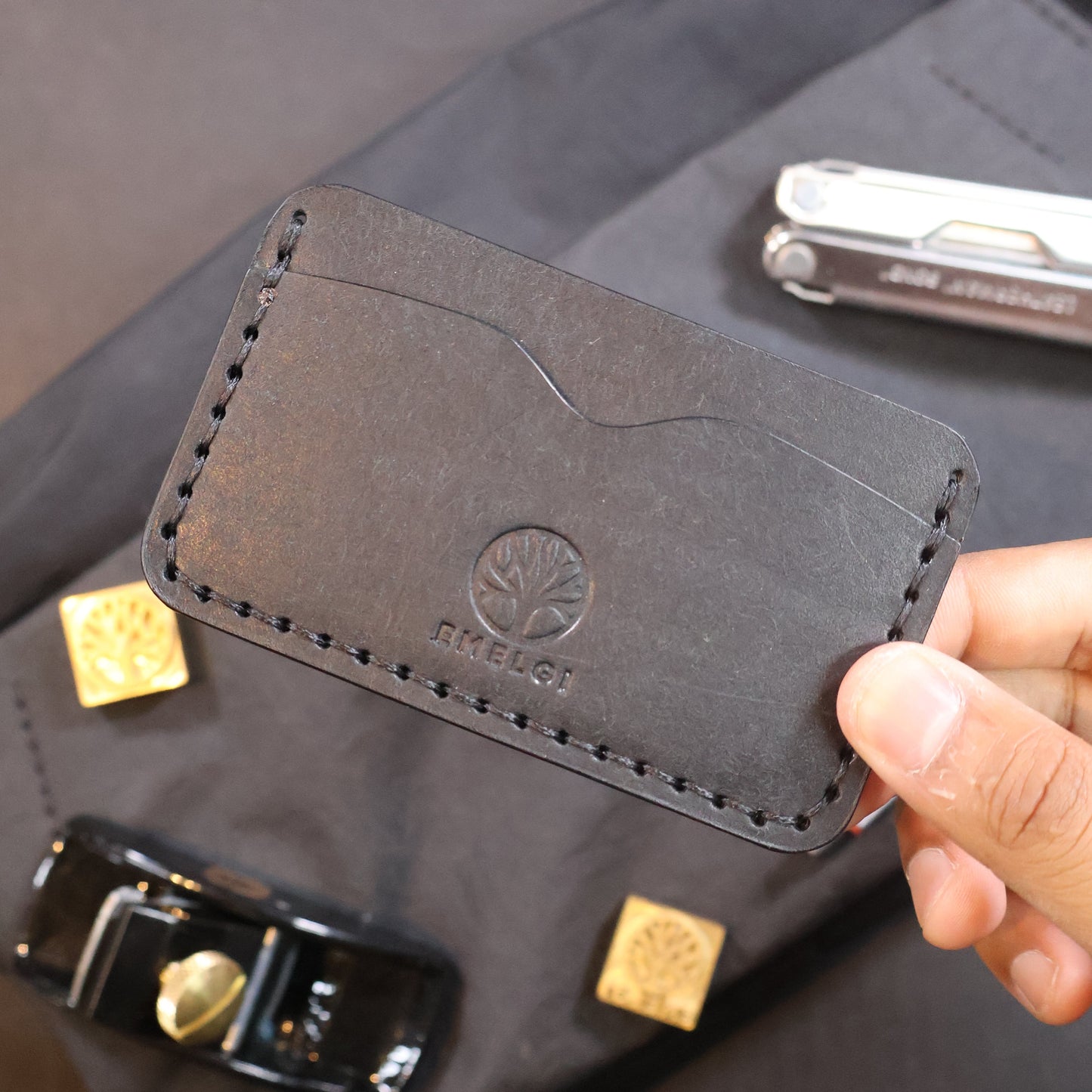 The Dune Cardholder